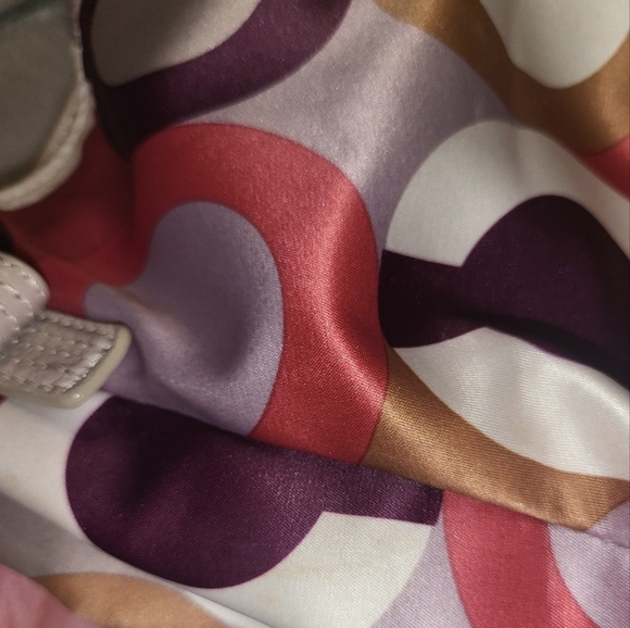 Coach Madison OP ART Hobo purse - Picture 9 of 12